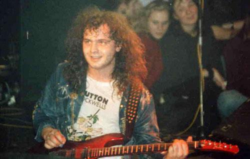 Belly-Button-Rolf-Roehre-Stuttgart-1990.jpg - Stuttgart 1990